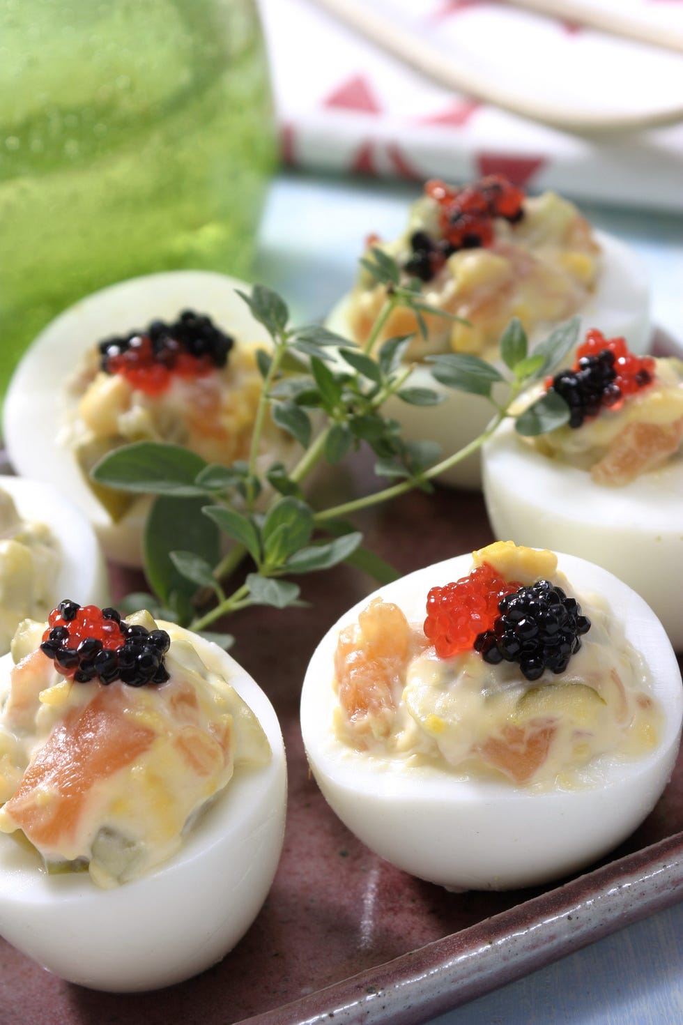 huevos rellenos de salmón