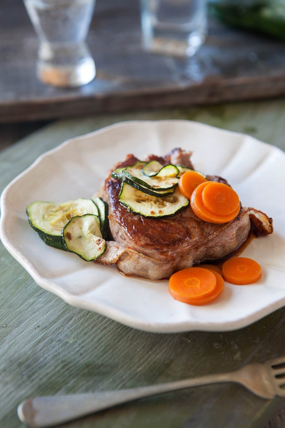 filet mignon con verduras y salsa de jerez