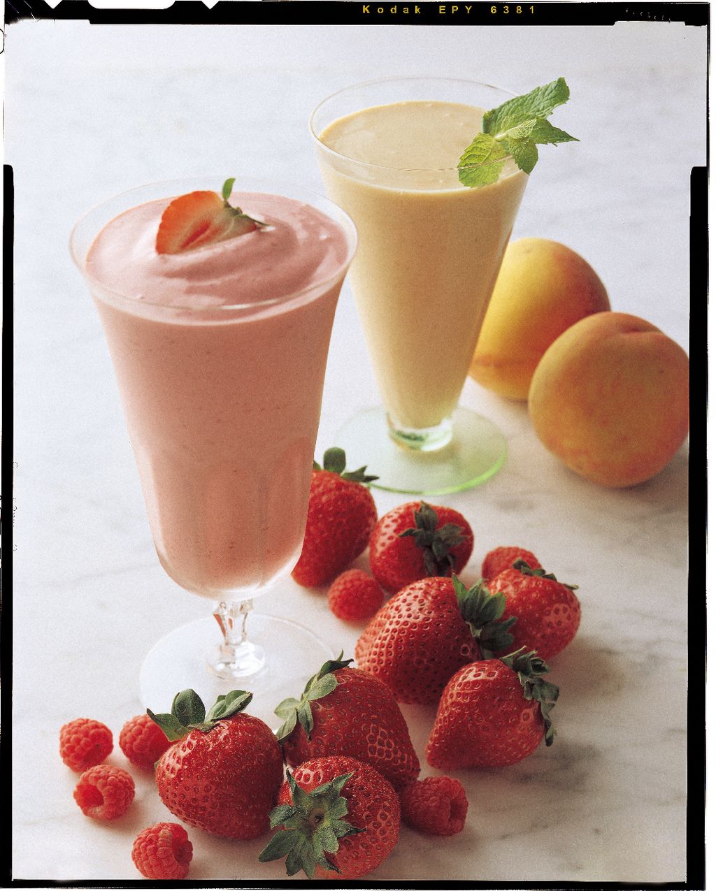 Food, Fruit, Drink, Natural foods, Produce, Ingredient, Juice, Strawberry, Citrus, Drinking straw, 