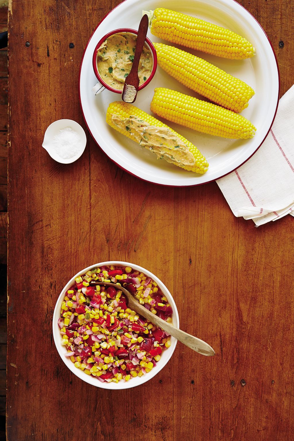 Food, Corn kernels, Yellow, Wood, Corn, Cuisine, Ingredient, Sweet corn, Produce, Dishware, 
