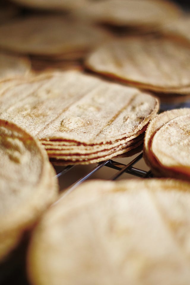Food, Cuisine, Ingredient, Snack, Fast food, Close-up, Fawn, Bread
