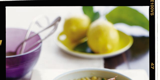 Dishware, Serveware, Food, Tableware, Ingredient, Meal, Produce, Dish