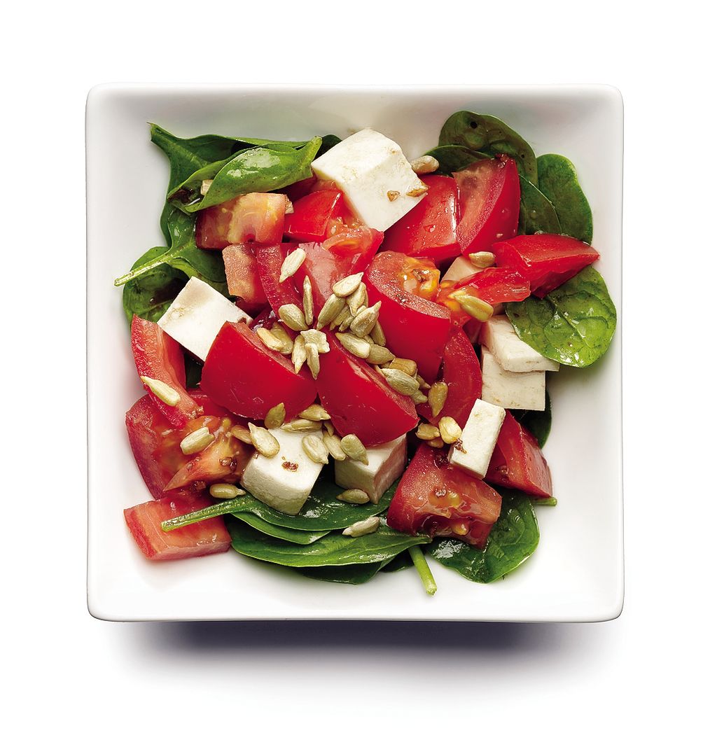 Salad, Food, Vegetable, Cuisine, Produce, Ingredient, Tableware, Dishware, Garden salad, Leaf vegetable, 