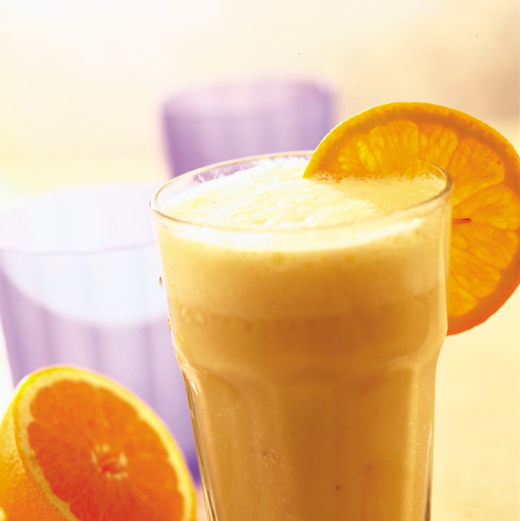 Dreamy Orange Smoothie (Tastes Like a Creamsicle!)