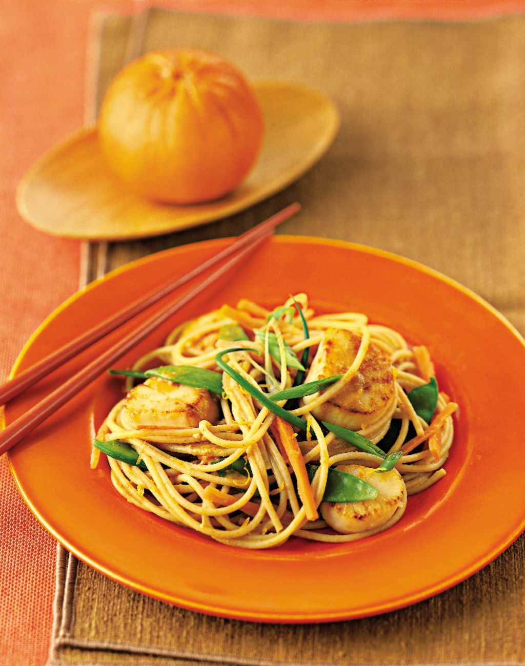 Food, Cuisine, Ingredient, Produce, Tableware, Dishware, Noodle, Spaghetti, Pasta, Chinese noodles, 