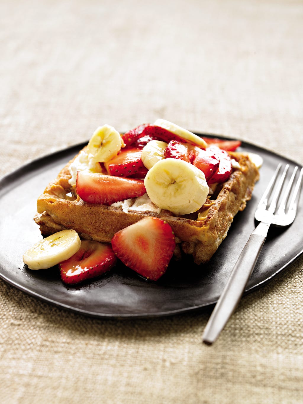 Mini Waffle Sandwiches with Strawberries