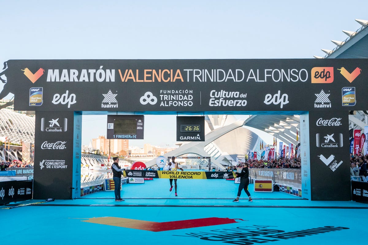 preview for Cheptegei, récord mundial de 10K en Valencia