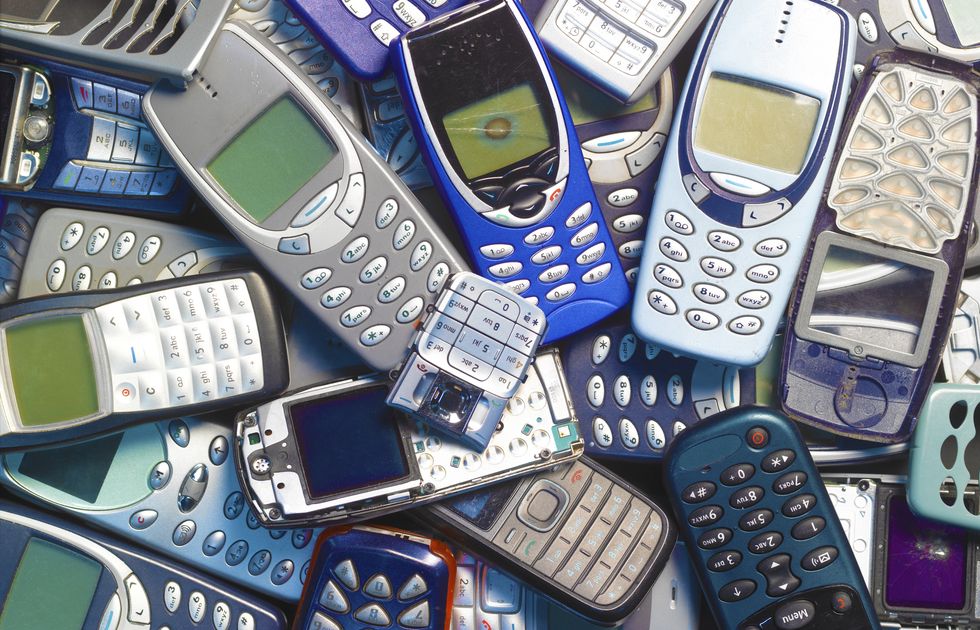 recycling obsolete mobile phones