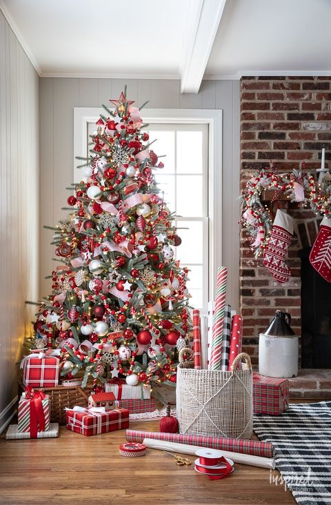 red and white christmas tree ribbon ideas