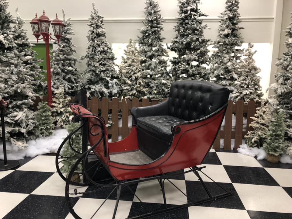 Christmas tree store discount chairs