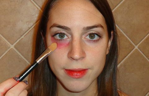 Red lipstick under eyes 2