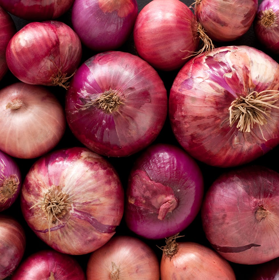 Red onions background