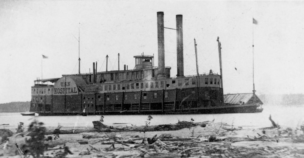 uss red rover 1862 1865 with an ice barge tied up to her port side on the western rivers during the civil war