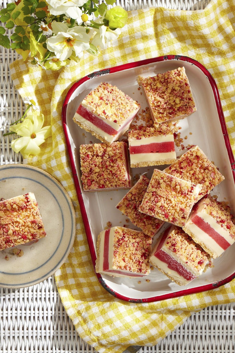 strawberry shortcake ice cream bars