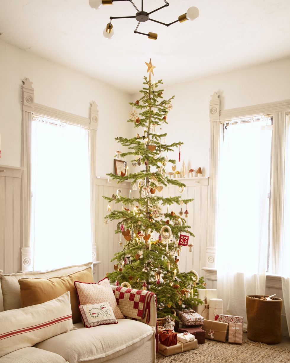 This Home Is Filled with Vintage-Inspired Christmas Decorating Ideas