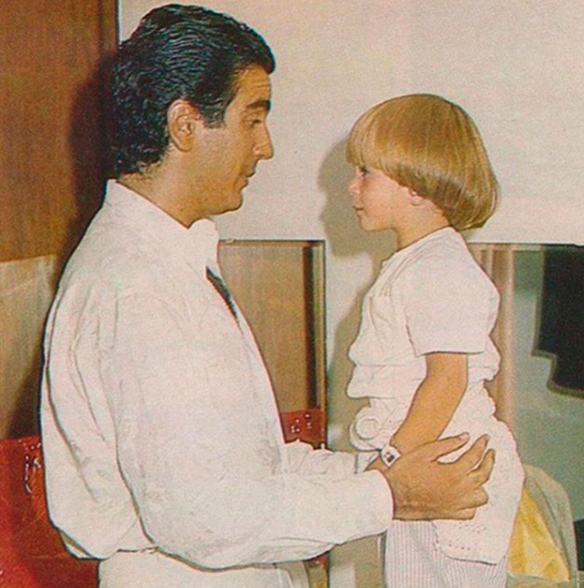 El Día A Día De Los Famosos - Kiko Rivera Recuerda A Su Padre