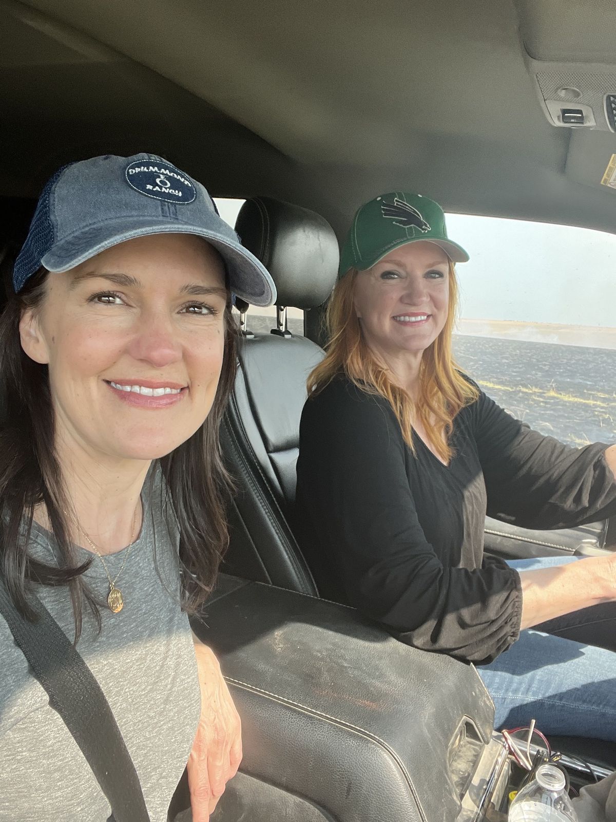 ree drummond and her sister betsy on a road trip