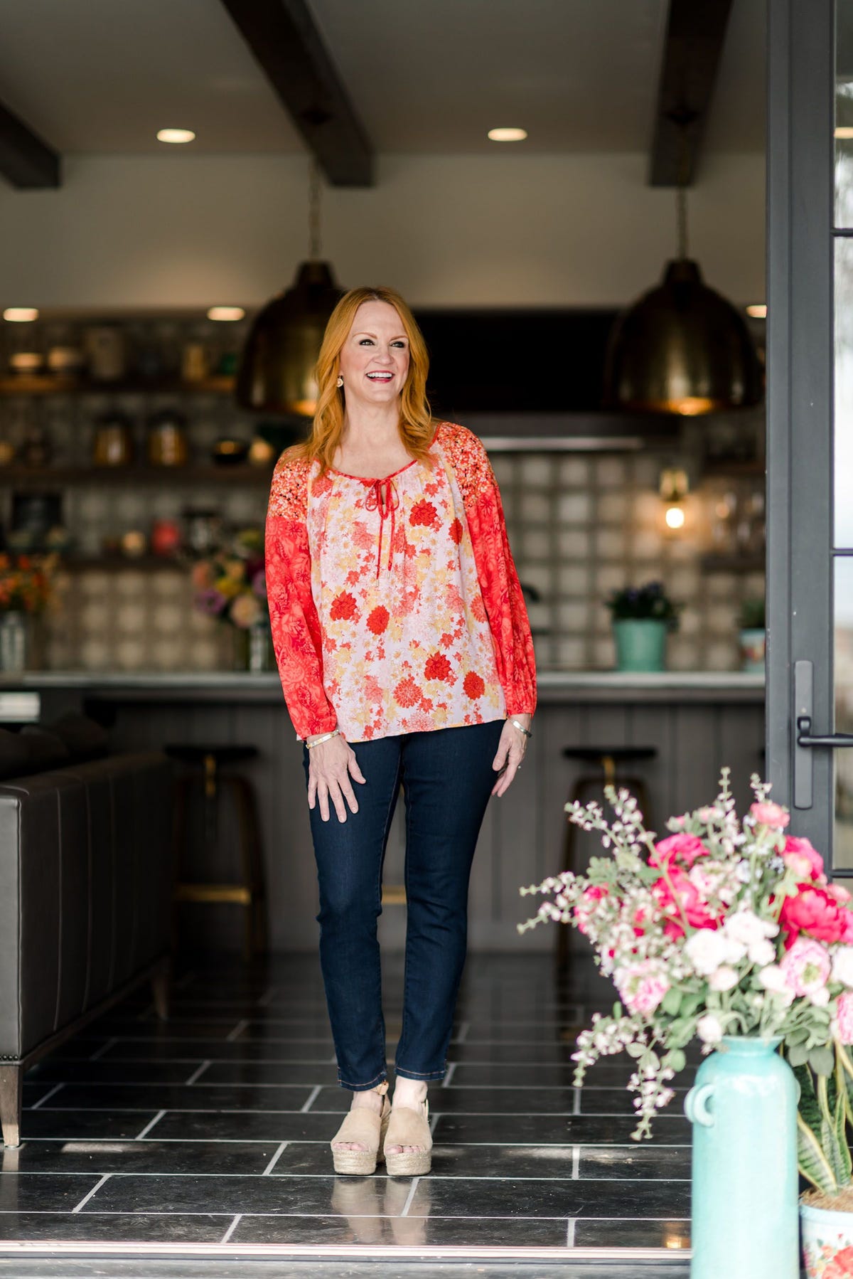 Ree Drummond, TV's 'Pioneer Woman,' Starts New Season With Tornado Relief -  WSJ