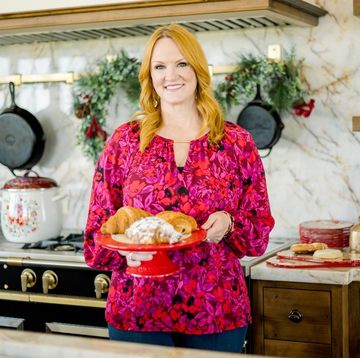 Shop Alex Drummond's Favorite Cookware from The Pioneer Woman