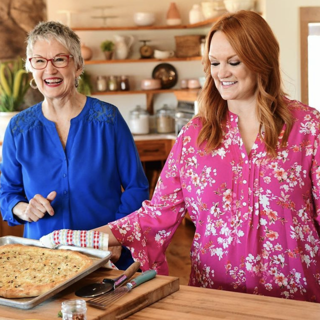 ree drummond with her mom gerre