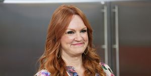 https://hips.hearstapps.com/hmg-prod/images/ree-drummond-on-tuesday-october-22-2019-news-photo-1615577385.?crop=1.00xw:0.753xh;0,0.0831xh&resize=300:*