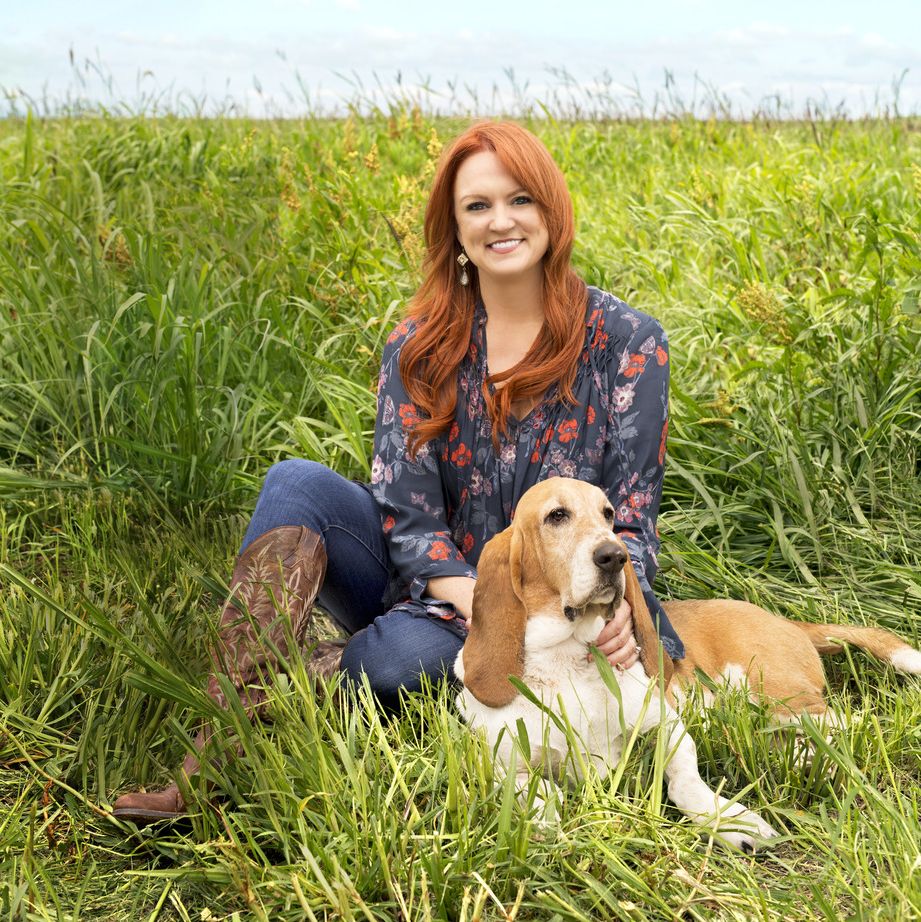 ree drummond with dog in field