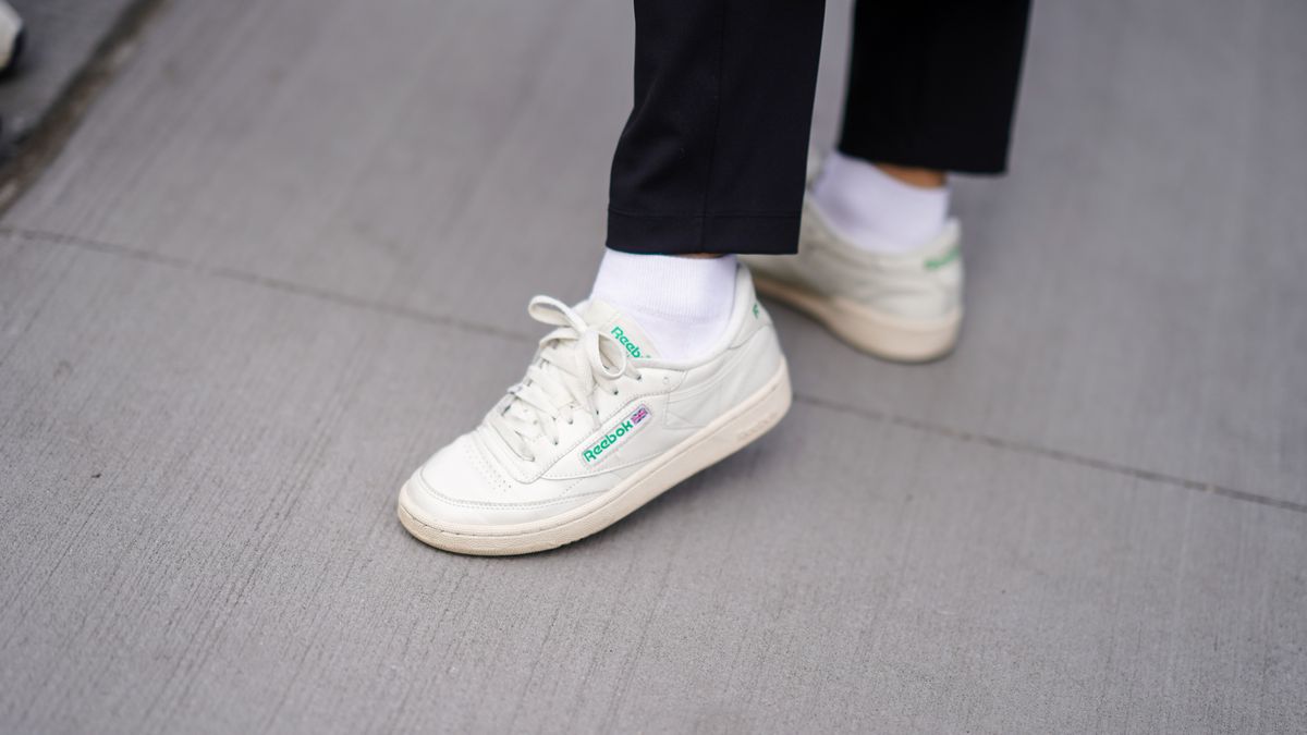 Los mejores sneakers blancos para hombre que todos deberían tener