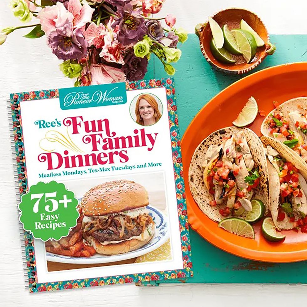 ree's fun family dinners cookbook