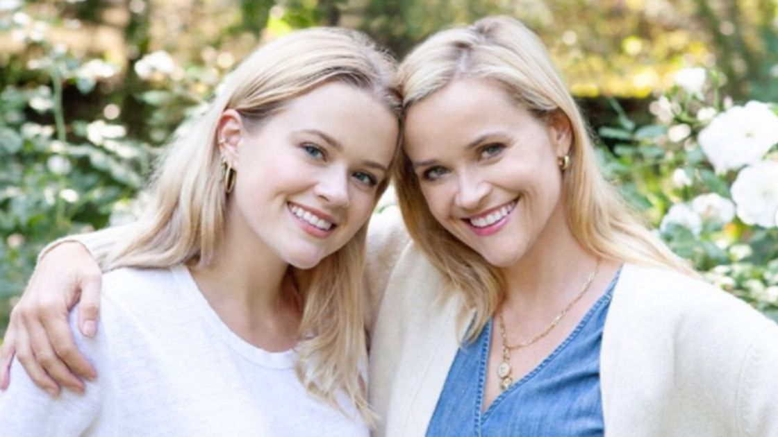 preview for Reese Witherspoon’s Best Red Carpet Looks