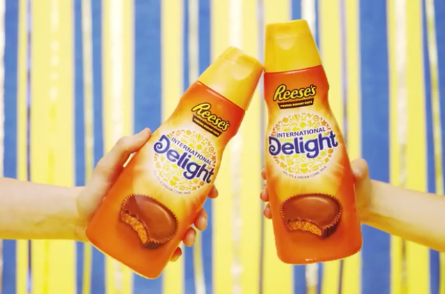 Product, Hand, Sunscreen, Finger, American food, 