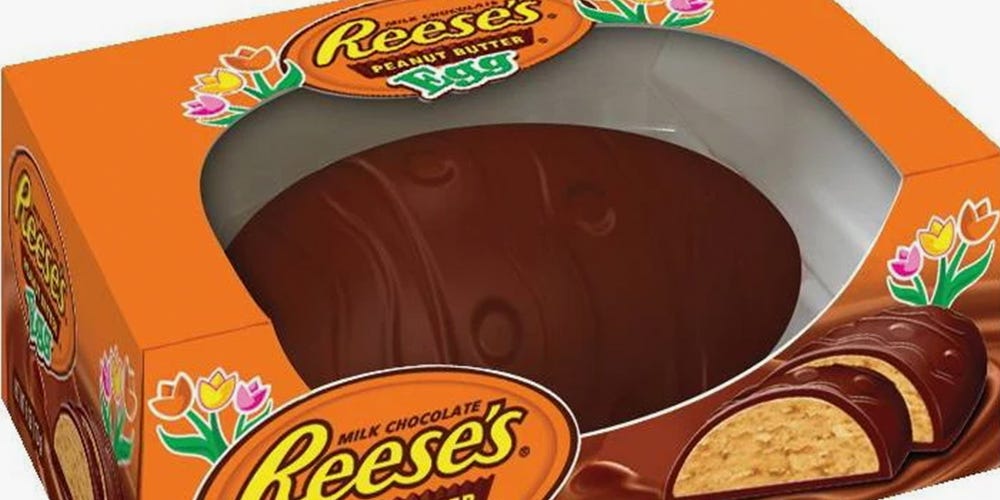 You Can Get a GIANT Reese’s Peanut Butter Egg at Target