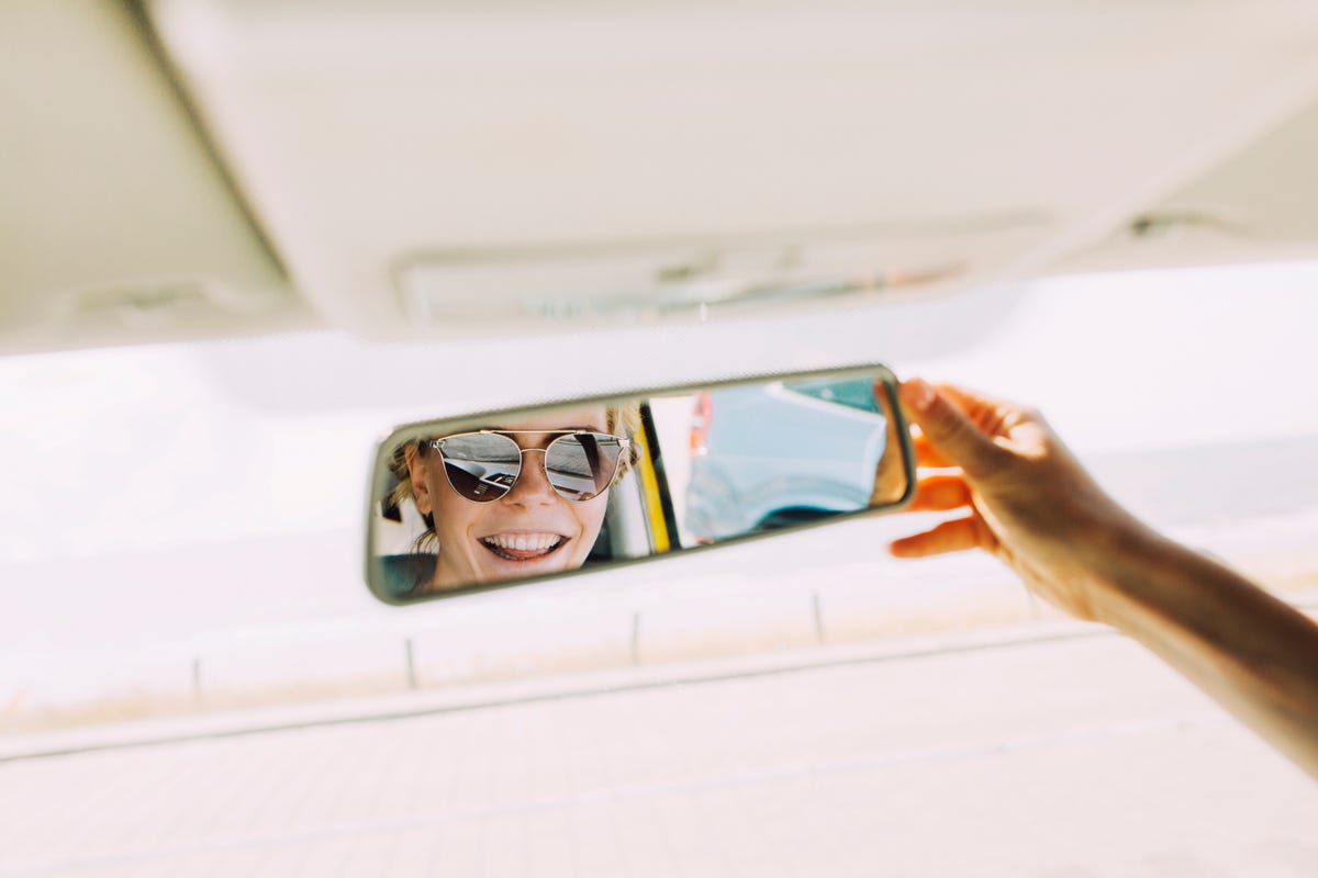 Car mirror adjustment – lean into it - The Cincinnati Insurance