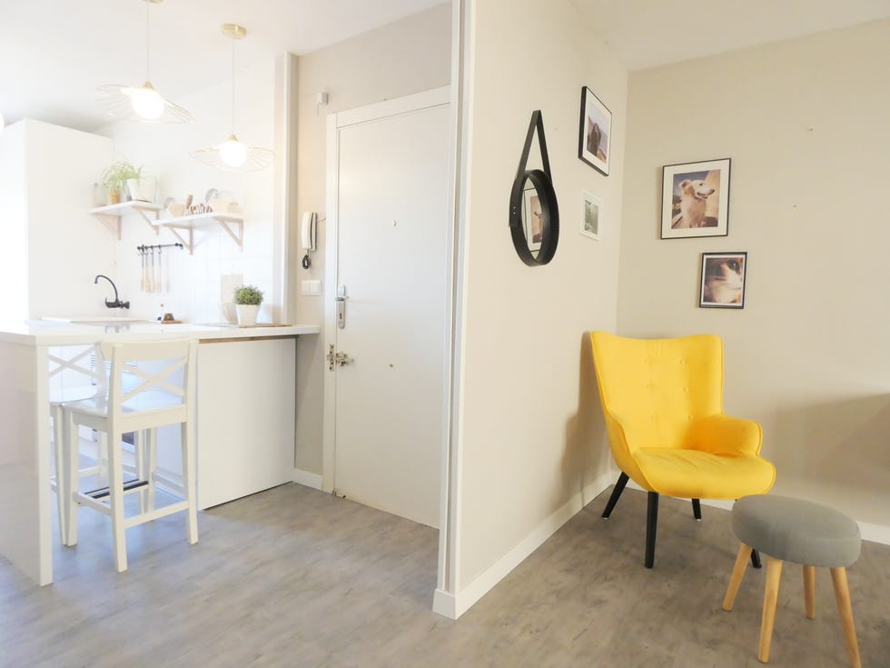 Puerta de entrada al apartamento