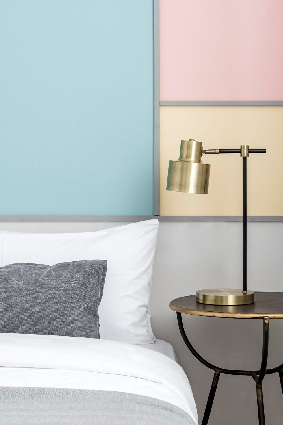 Apartamento de alquiler turístico con decoración inspirada en Mondrian
