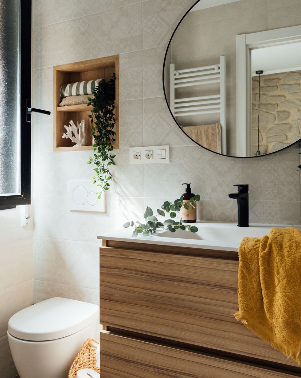 17 ideas para decorar el baño con madera