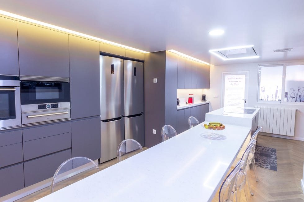 Mesa de comedor para veinte personas