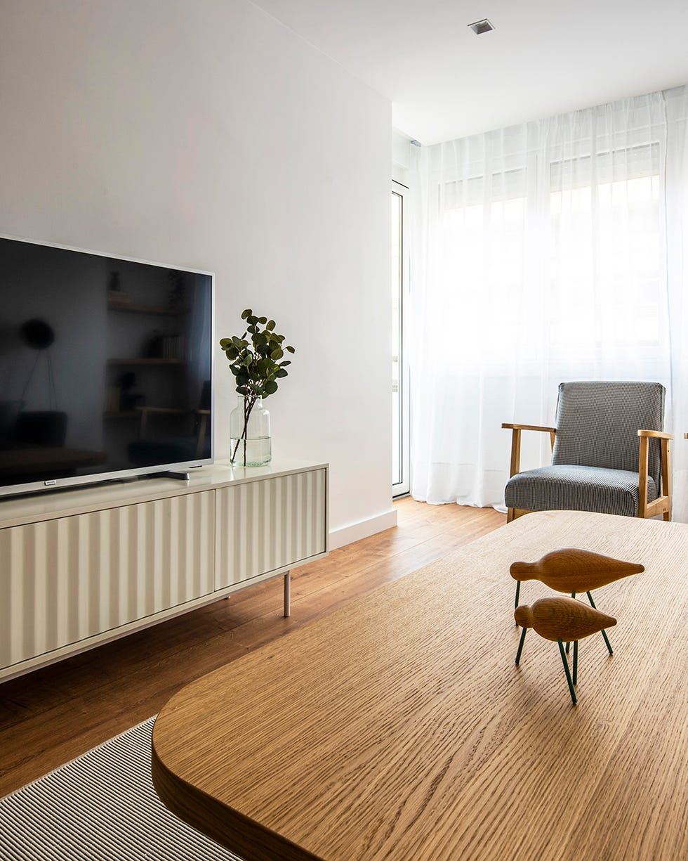 mueble de televisión de diseño contemporáneo en color blanco