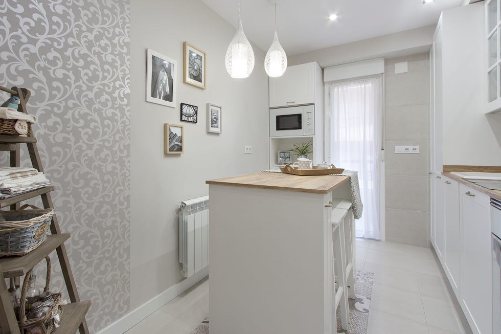 Piso decorado con estilo romántico en Calahorra