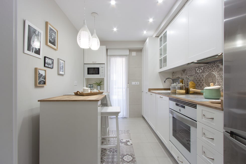 Piso decorado con estilo romántico en Calahorra