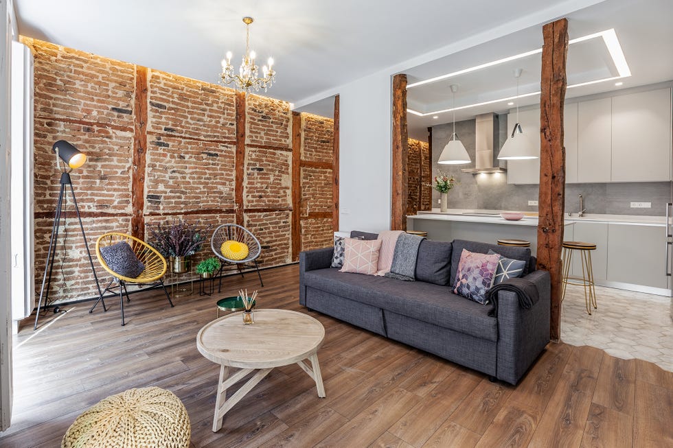 Salón de estilo industrial moderno