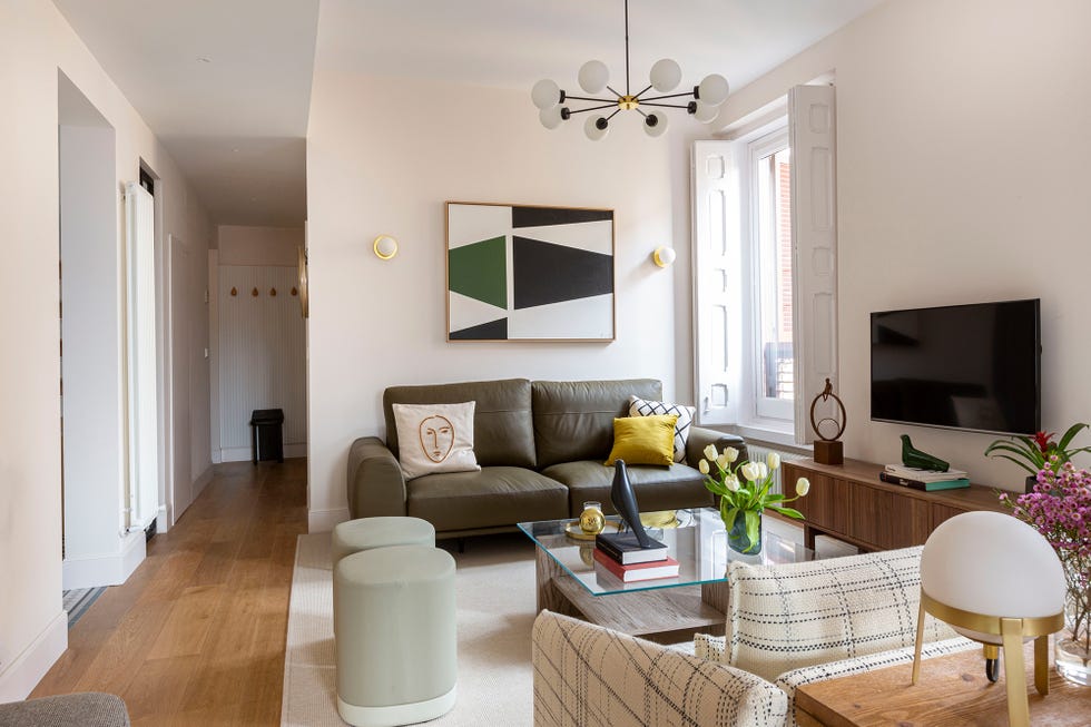 salón con decoración de estilo contemporáneo