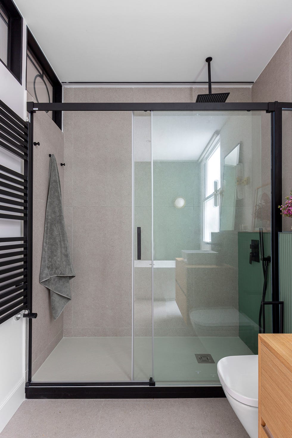 ducha de obra de estilo industrial
