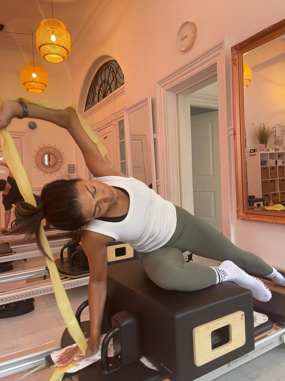 reformer pilates sciatica