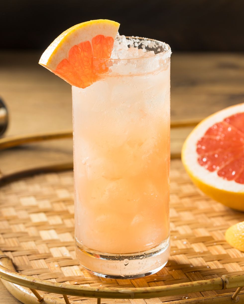 refreshing boozy tequila grapefruit paloma