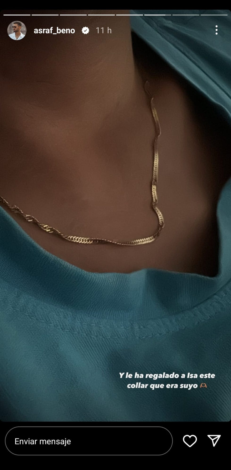 el collar de la madre de asraf que le ha regalado a isa pantoja