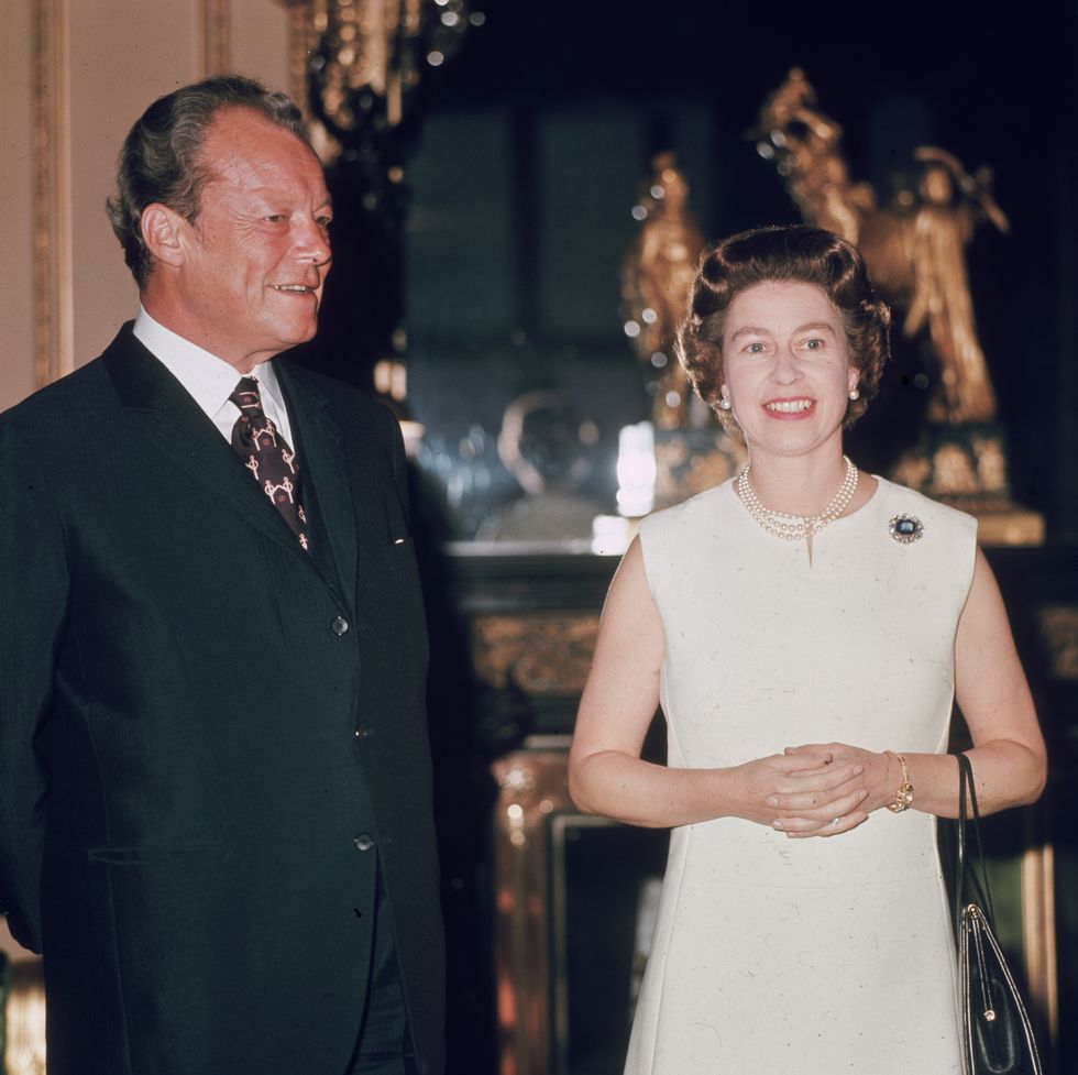 20th april 1972  german chancellor, willy brandt karl herbert frahm 1913   1992 with queen elizabeth ii at windsor castle german born, as a fervent anti nazi he  fled to norway and took norwegian citizenship in the mid thirties  photo by mike lawnfox photosgetty images