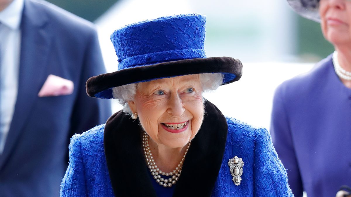 Regina Elisabetta ricoverata in ospedale: che succede?