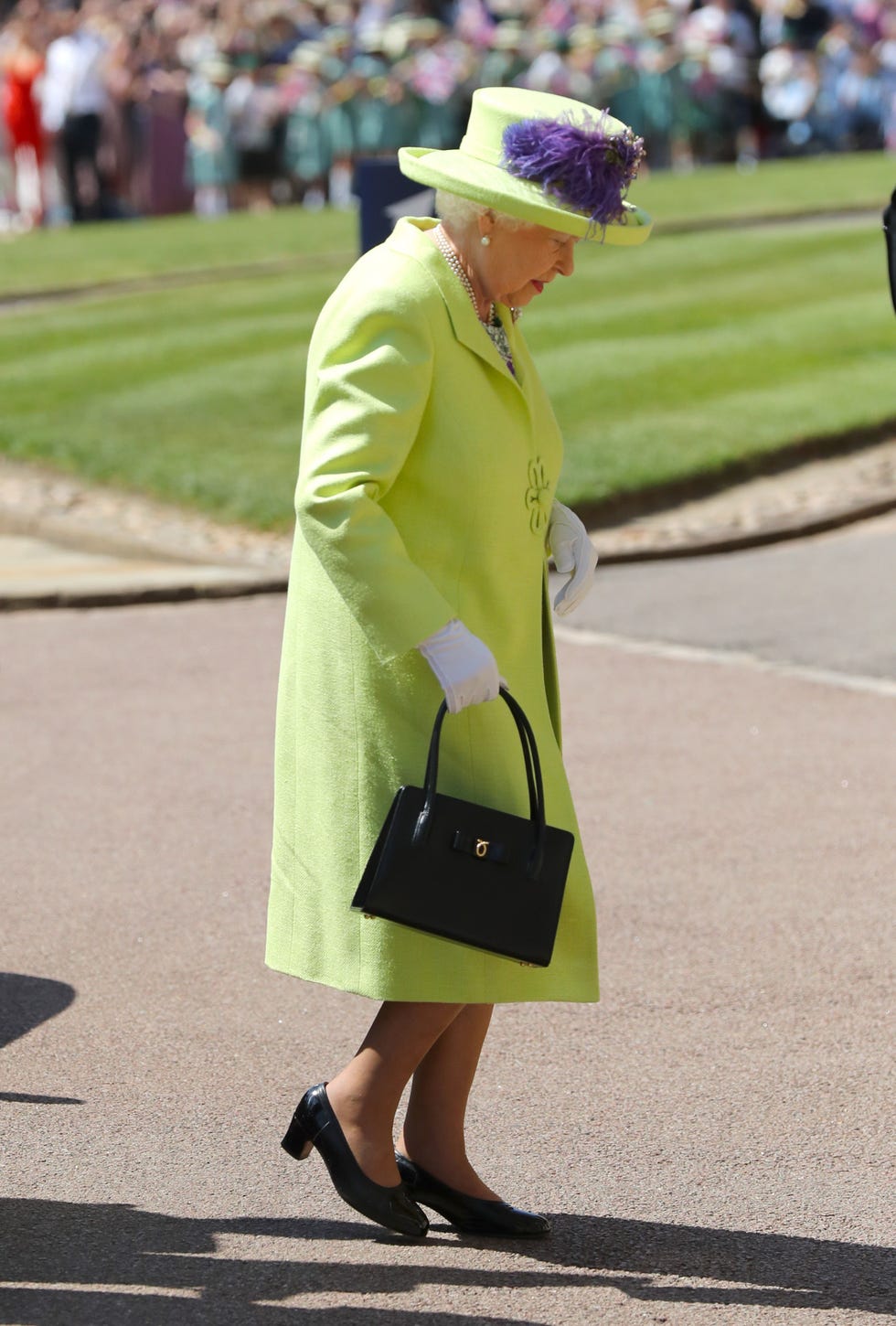 La Reina Isabel II a su llegada a la boda de su nieto, el príncipe Harry