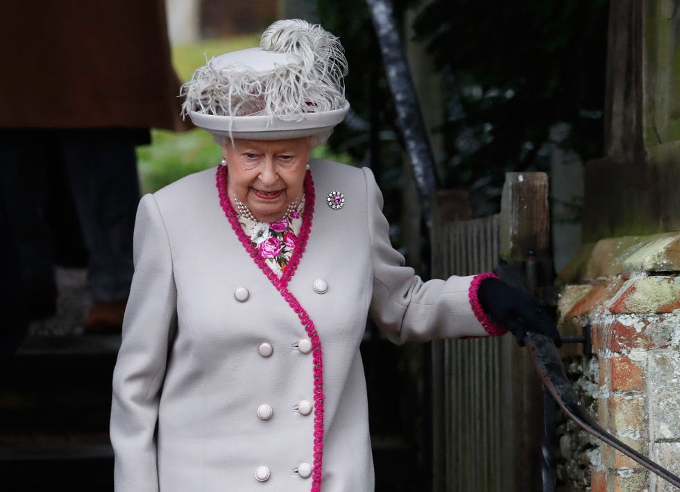 Familia Real inglesa, Kate Middleton, Meghan Markle, Príncipe Carlos, Príncipe Guillermo, Príncipe Harry, reina Isabel II,  princesa Eugenia, Jack Brooksbank, Kate Middleton y Meghan Markle ponen fin a los rumores de distanciamiento, La Familia Real británica celebra la Misa de Navidad de Sandringham, Kate y Meghan ponen fin a los rumores de crisis