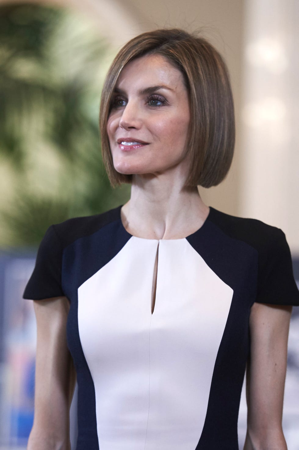 ﻿la reina letizia con corte de pelo bob